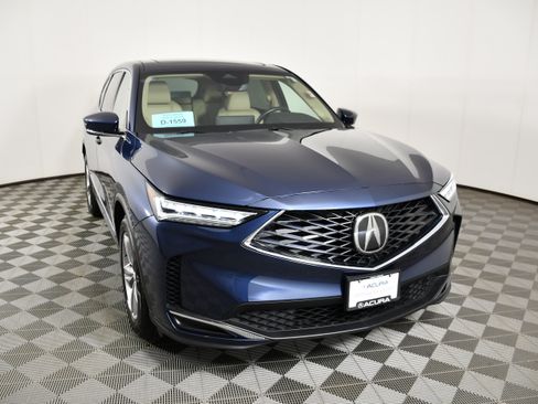 Certified 2025 Acura MDX SH-AWD image 3