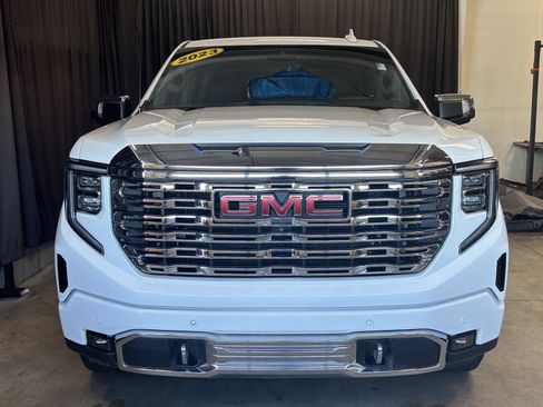 Used 2023 GMC Sierra 1500 Denali w/ Technology Package image 3