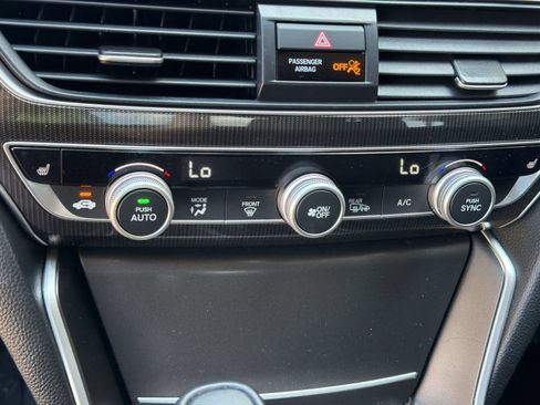 Used 2022 Honda Accord Sport Special Edition image 17