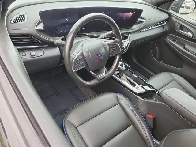 Used 2025 Buick Envista Sport Touring FWD image 6