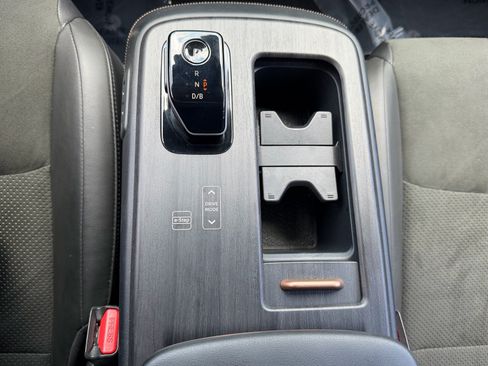 Certified 2024 Nissan Ariya FWD image 25