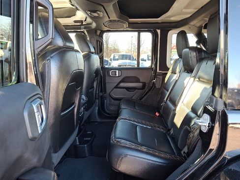 Used 2021 Jeep Wrangler Unlimited Sahara image 20