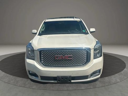 Used 2015 GMC Yukon XL Denali w/ Premium Package AWD/4WD image 8