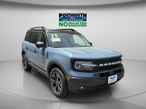 Certified 2025 Ford Bronco Sport Outer Banks w/ Outer Banks Tech Package+ AWD/4WD image 33