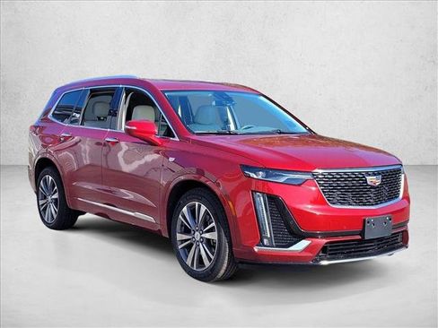 Used 2020 Cadillac XT6 Premium Luxury image 3