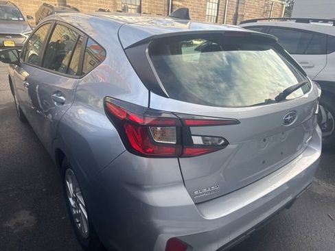 Used 2025 Subaru Impreza 2.0i image 8