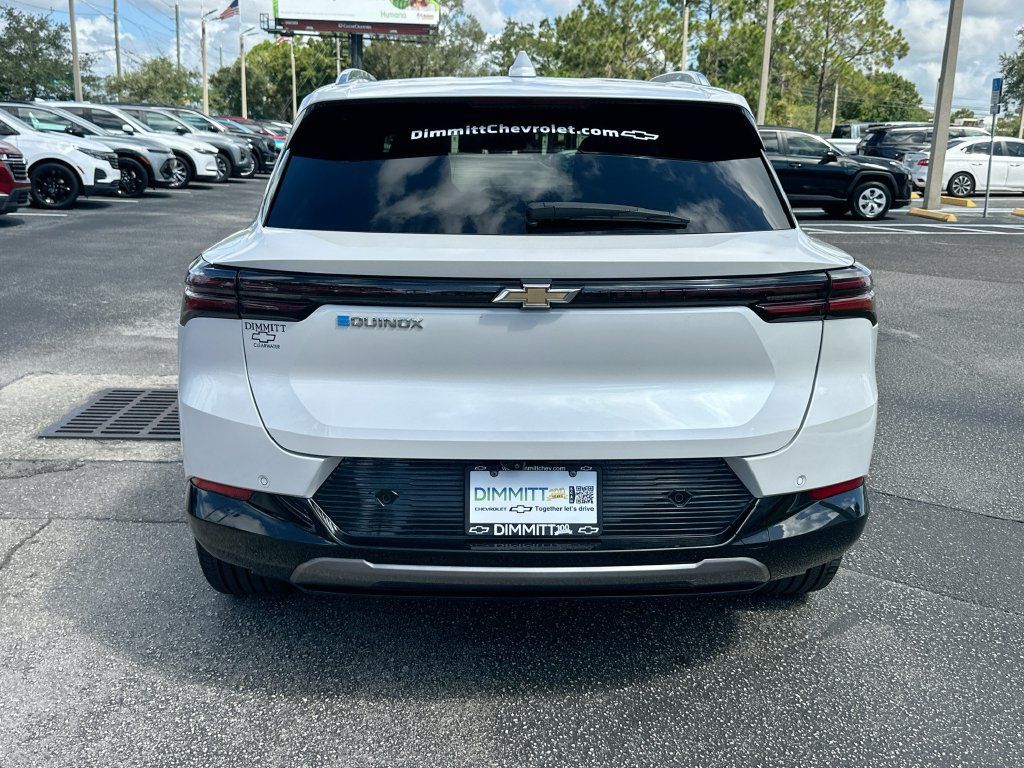 Certified 2024 Chevrolet Equinox EV LT FWD image 6