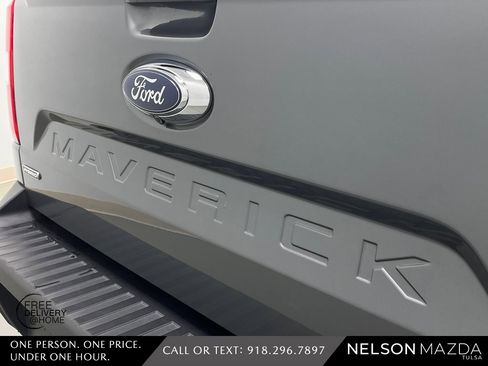 Used 2022 Ford Maverick Lariat w/ Lariat Luxury Package image 14