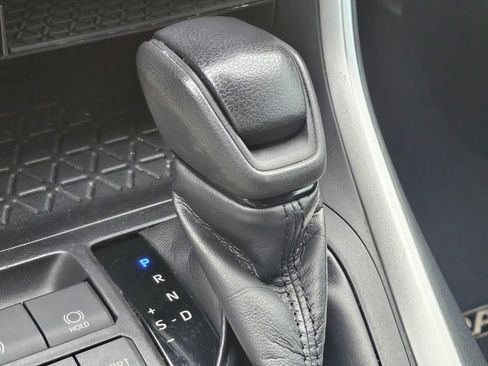 Used 2019 Toyota RAV4 XLE image 17