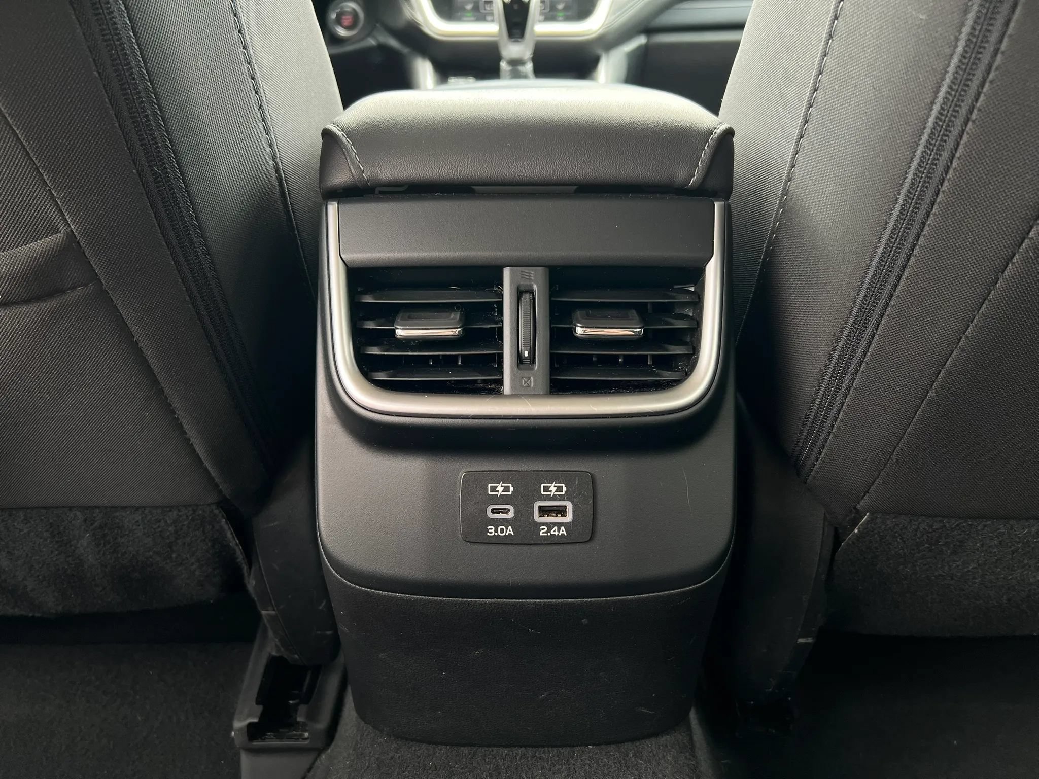 Used 2023 Subaru Outback Premium AWD/4WD image 25
