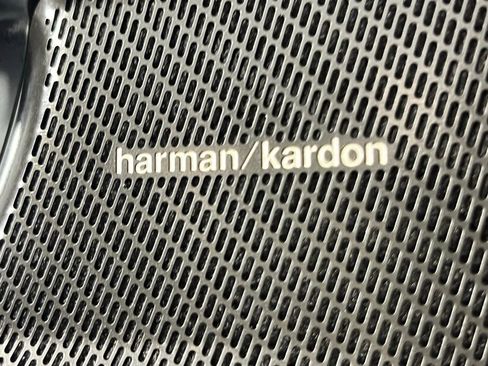 Used 2023 Volvo C40 P8 Recharge Ultimate image 14