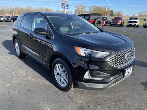 Used 2024 Ford Edge SEL w/ Convenience Package image 11