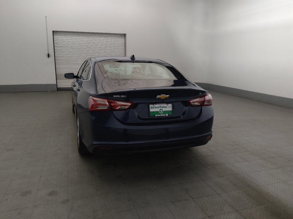 Used 2022 Chevrolet Malibu LT w/ Leather Package FWD image 6