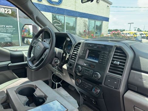 Used 2019 Ford F350 XL w/ Power Equipment Group RWD image 13