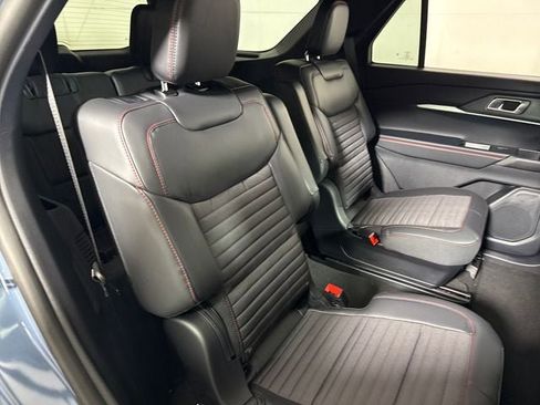 New 2026 Ford Explorer ST-Line AWD/4WD image 15