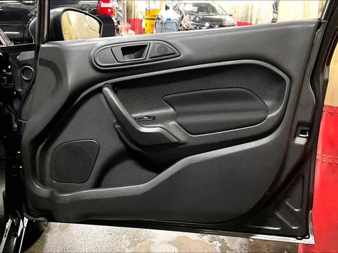 Used 2018 Ford Fiesta SE w/ Equipment Group 201A image 23