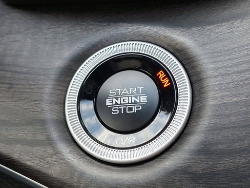 New 2025 Jeep Grand Cherokee L Limited AWD/4WD image 18