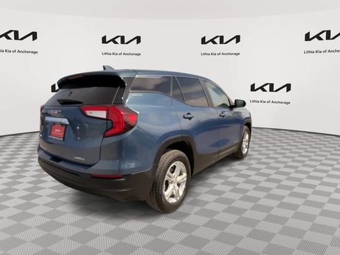 Used 2024 GMC Terrain SLE AWD/4WD image 8