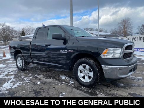 Used 2017 RAM 1500 ST w/ SXT Appearance Group image 1