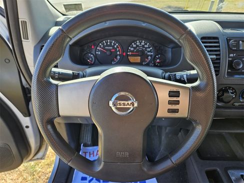 Used 2006 Nissan Frontier SE w/ (P01) Power Pkg image 25