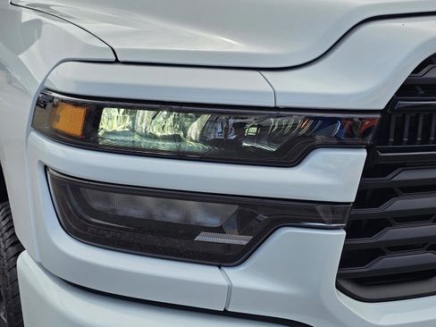 New 2025 RAM 2500 Big Horn image 4