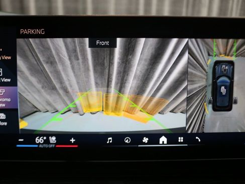 Certified 2024 BMW X5 xDrive40i w/ M Sport Package image 19