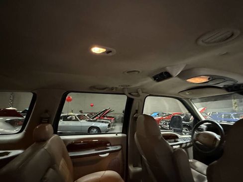 Used 2001 Ford Excursion Limited image 89