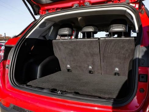 Used 2019 Jeep Compass Trailhawk image 57