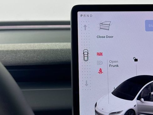 Used 2024 Tesla Model 3 Standard Range RWD image 15