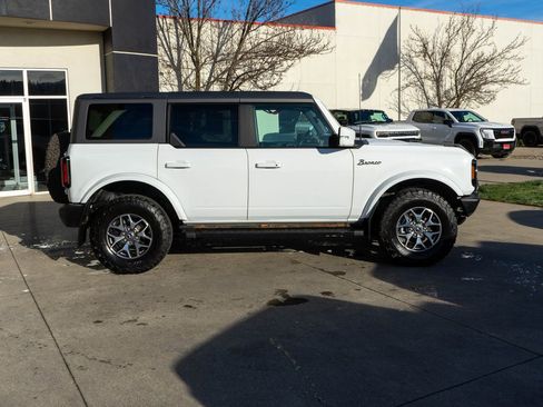 Used 2021 Ford Bronco Outer Banks image 8