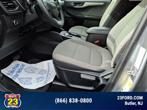 Certified 2022 Ford Escape SE image 17