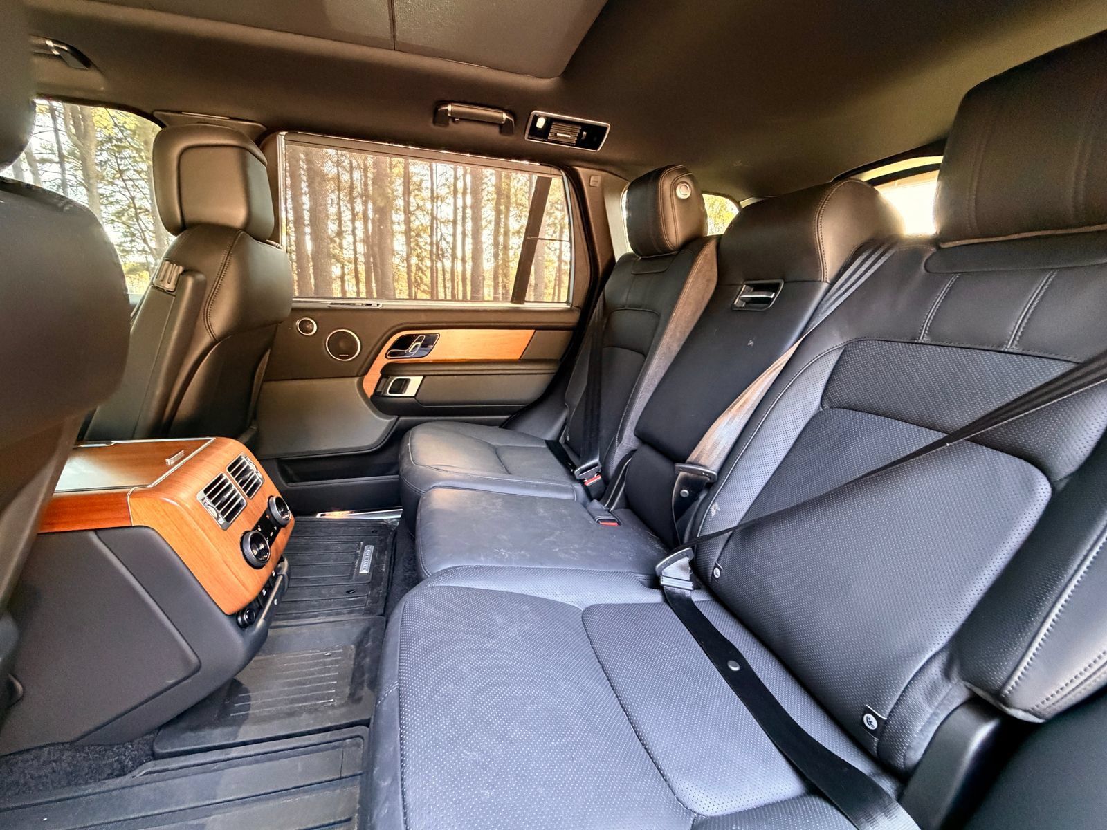 Used 2021 Land Rover Range Rover P525 Westminster Edition LWB AWD/4WD image 14