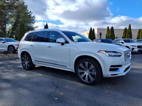 Used 2025 Volvo XC90 T8 Plus w/ Protection Package image 37