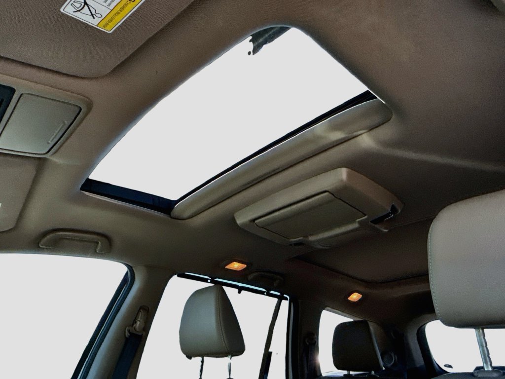 Used 2022 Honda Pilot Elite image 25