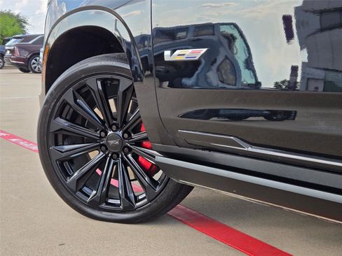 Used 2025 Cadillac Escalade V w/ LPO, Floor Liner Package AWD/4WD image 9