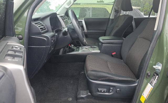 Used 2021 Toyota 4Runner Trail Special Edition AWD/4WD image 3