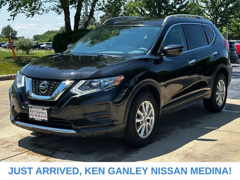 Used 2018 Nissan Rogue SV AWD/4WD image 7