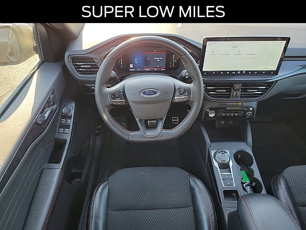 Used 2024 Ford Escape ST-Line w/ Tech Pack #1 AWD/4WD image 10