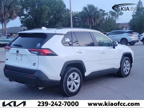 Used 2020 Toyota RAV4 LE w/ All Weather Liner Package AWD/4WD image 7