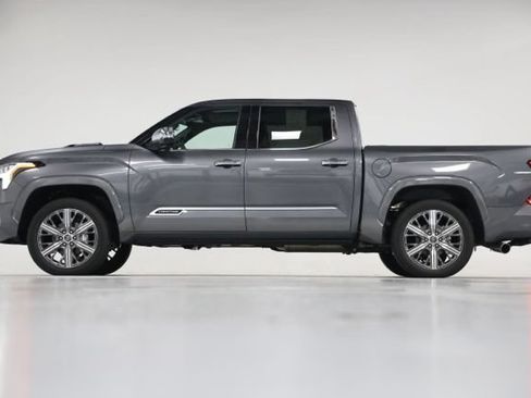 Used 2023 Toyota Tundra Capstone AWD/4WD image 11
