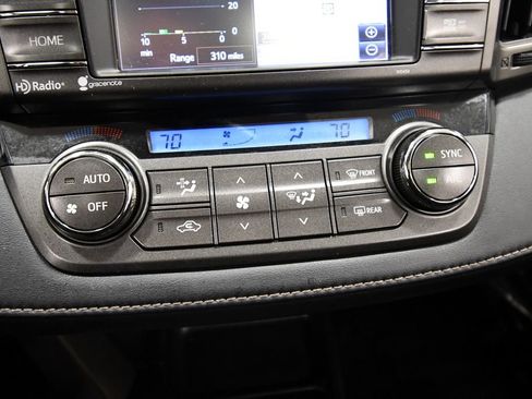 Used 2015 Toyota RAV4 XLE AWD/4WD image 25