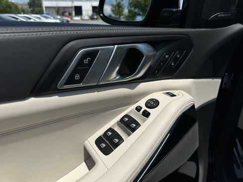 Used 2025 BMW X5 M60i w/ Executive Package AWD/4WD image 11