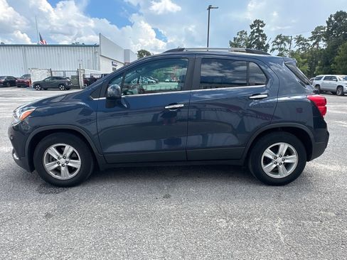 Used 2018 Chevrolet Trax LT w/ Driver Confidence Package FWD image 5