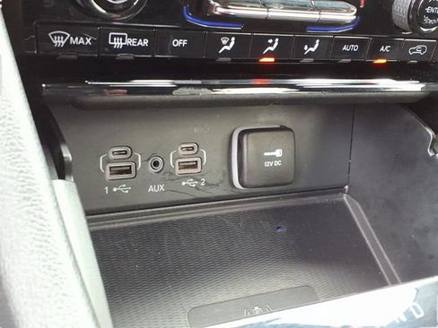 Used 2023 Jeep Grand Cherokee L Laredo AWD/4WD image 15