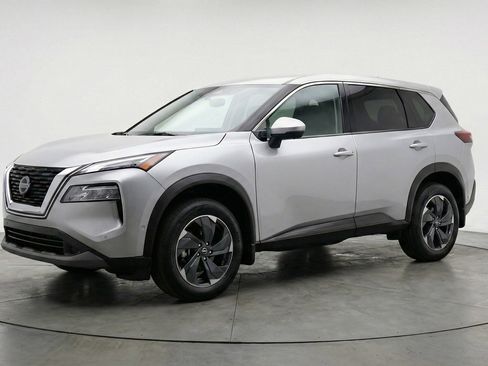 Used 2025 Nissan Rogue SV image 3