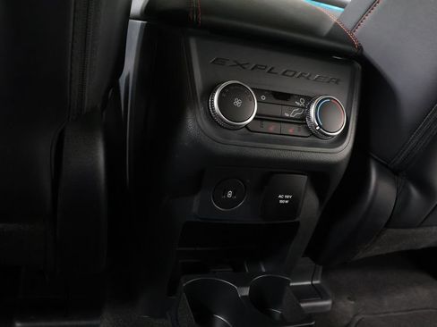 Used 2025 Ford Explorer ST AWD/4WD image 25