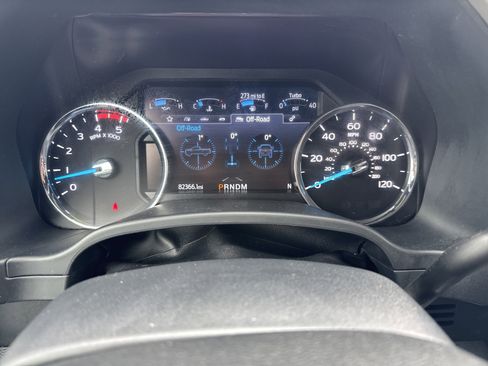Used 2022 Ford F350 Lariat w/ Tremor Off-Road Package AWD/4WD image 15
