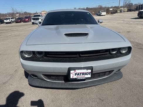Used 2021 Dodge Challenger GT w/ Driver Convenience Group image 2