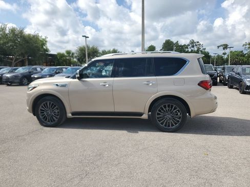 Used 2023 INFINITI QX80 Sensory w/ Cargo Package AWD/4WD image 7