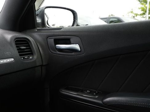 Used 2022 Dodge Charger SXT w/ Blacktop Package RWD image 23